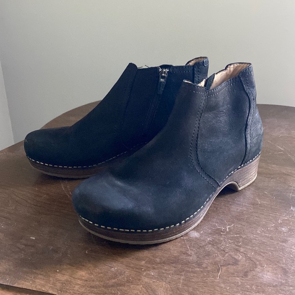 Dansko Shoes - Dansko Women’s Barbara Low Bootie